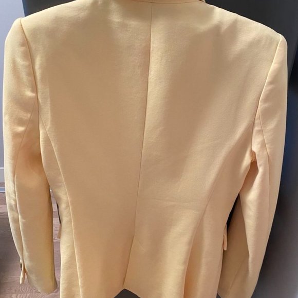 Yellow Zara Woman single button blazer. Size S. - Picture 3 of 4